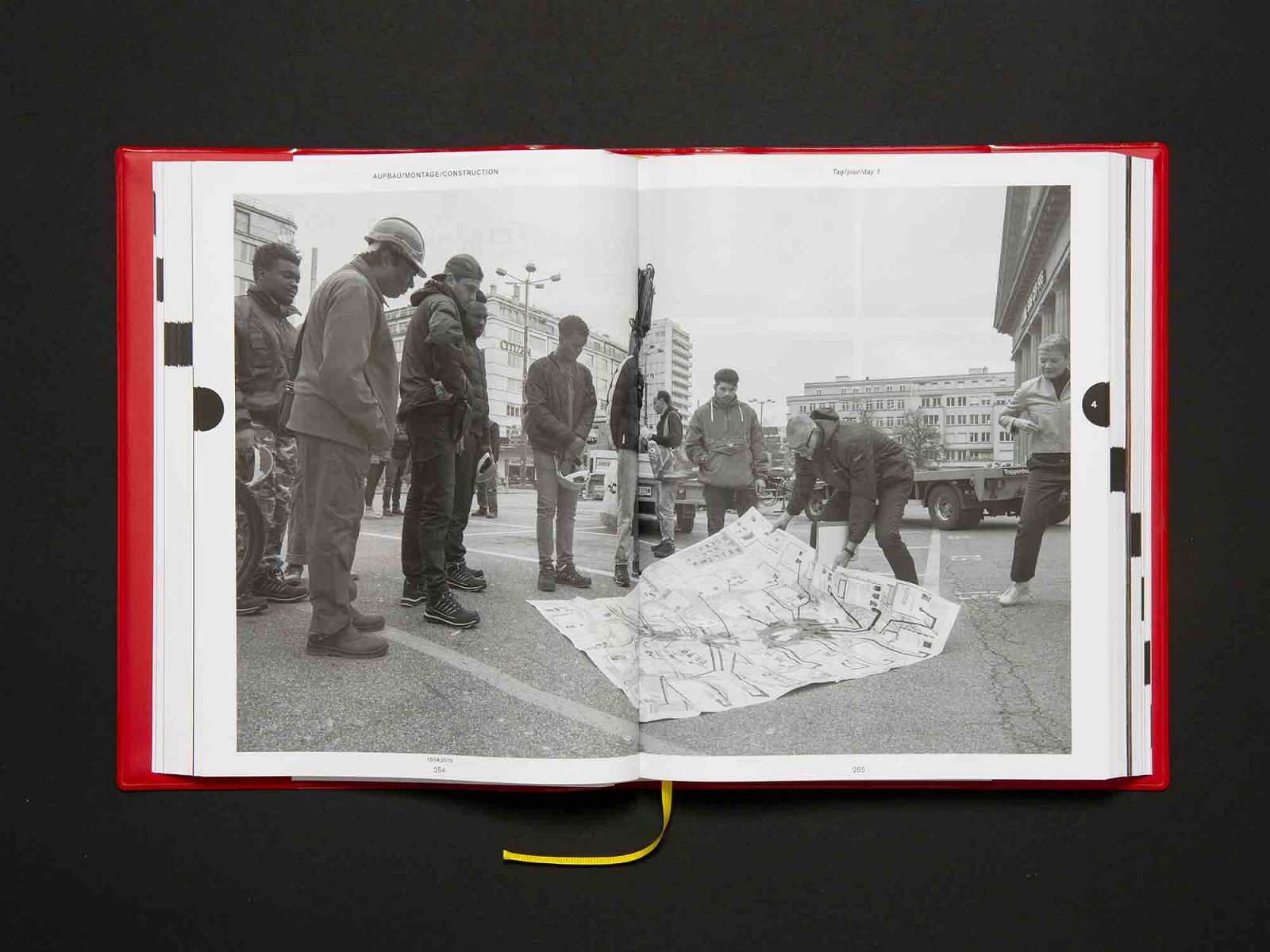 superbüro, katalog robert walser sculpture, thomas hirschhorn