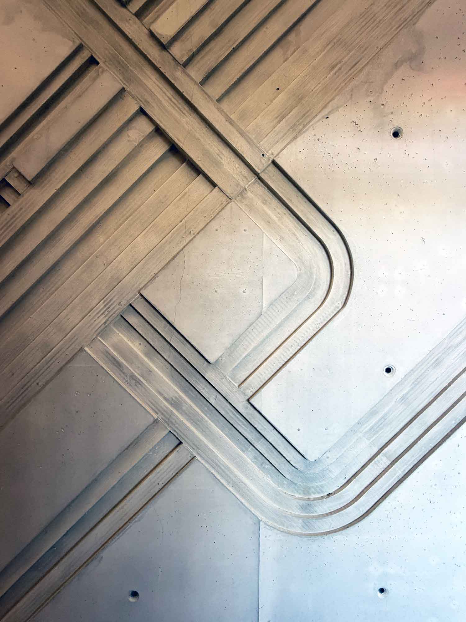 Signaletik Längsbau Brünnen Betonrelief