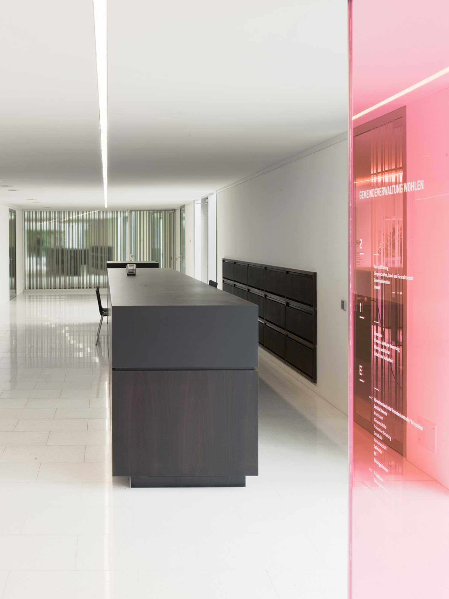 superbüro, signaletik gemeindeverwaltung wohlen