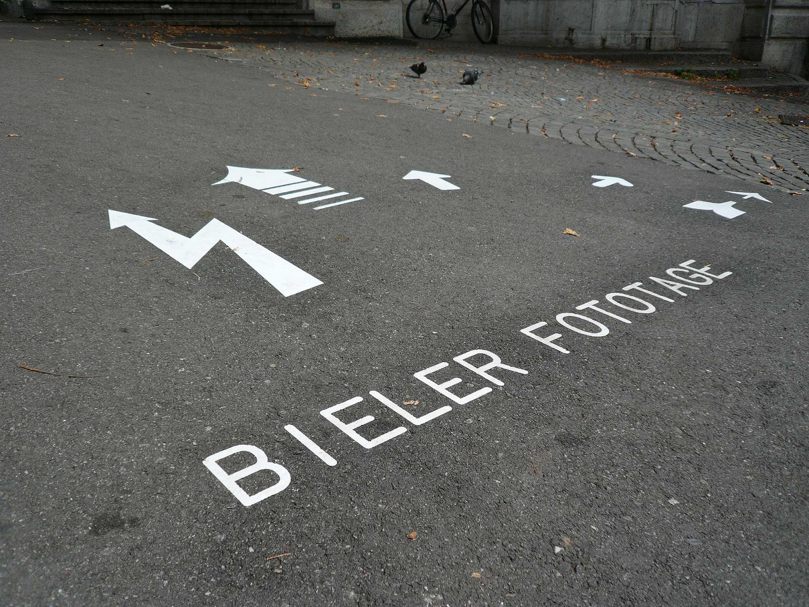 superbüro, bieler Fototage, signaletik