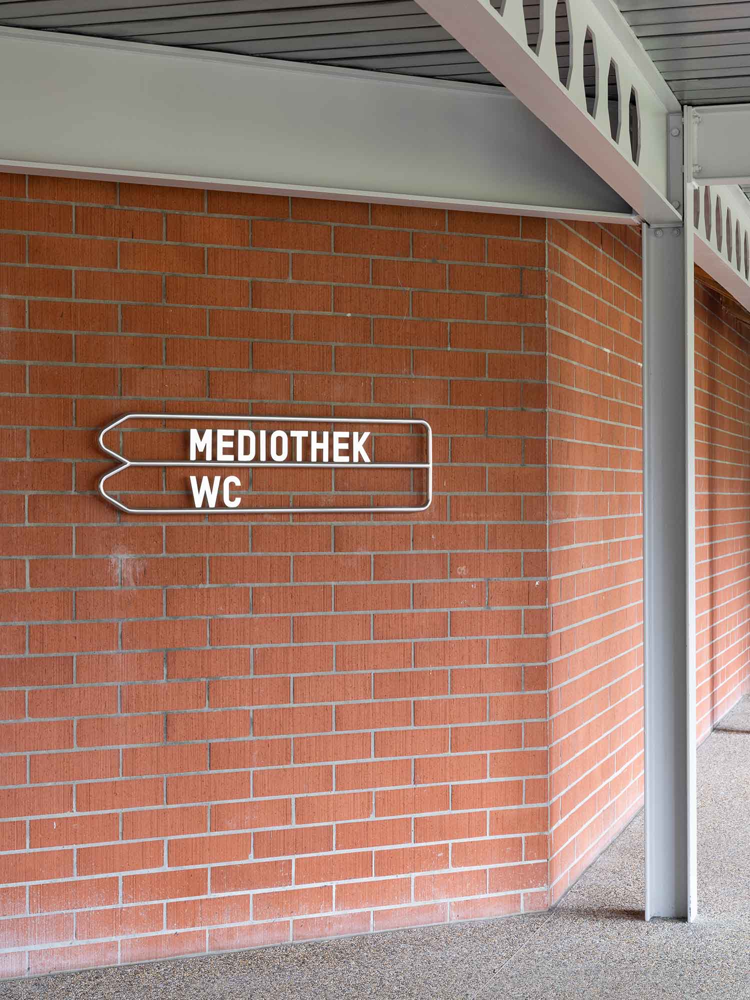 superbüro, Gymnasium Lerbermatt, signaletik
