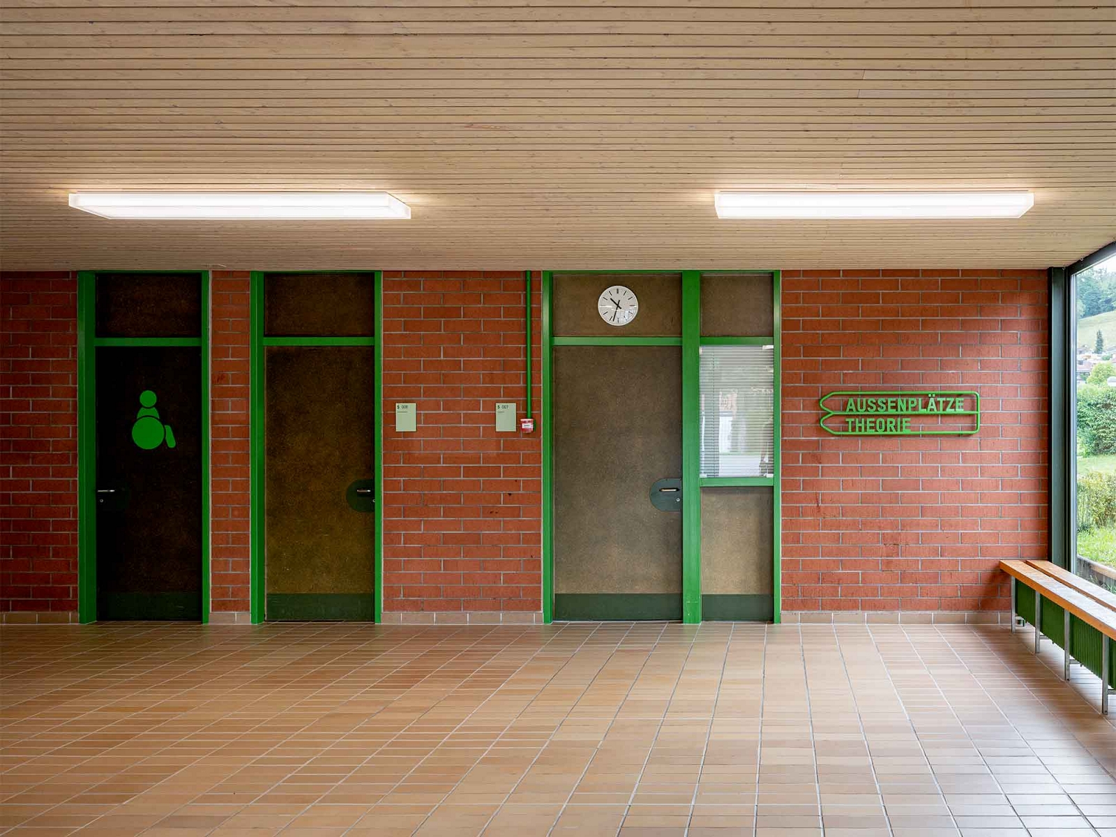 superbüro, Gymnasium Lerbermatt, signaletik