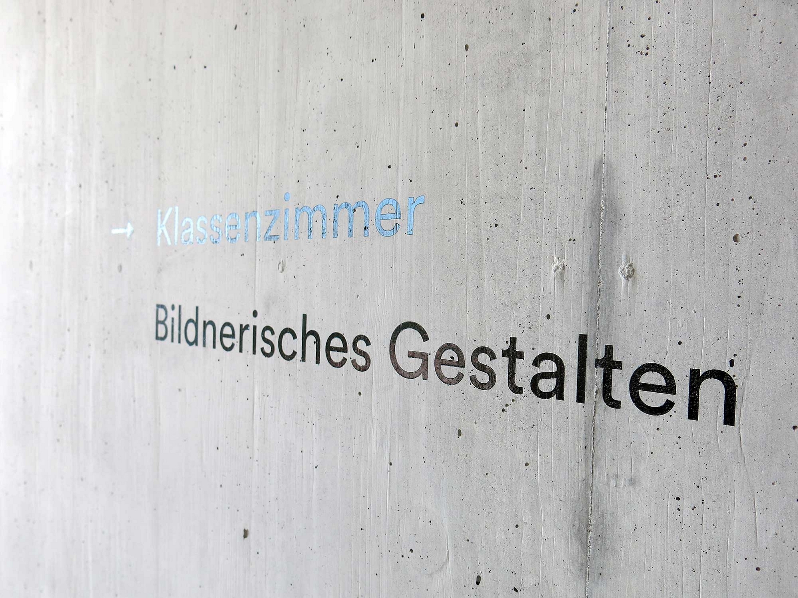 superbüro, neue volksschule Brünnen, signaletik
